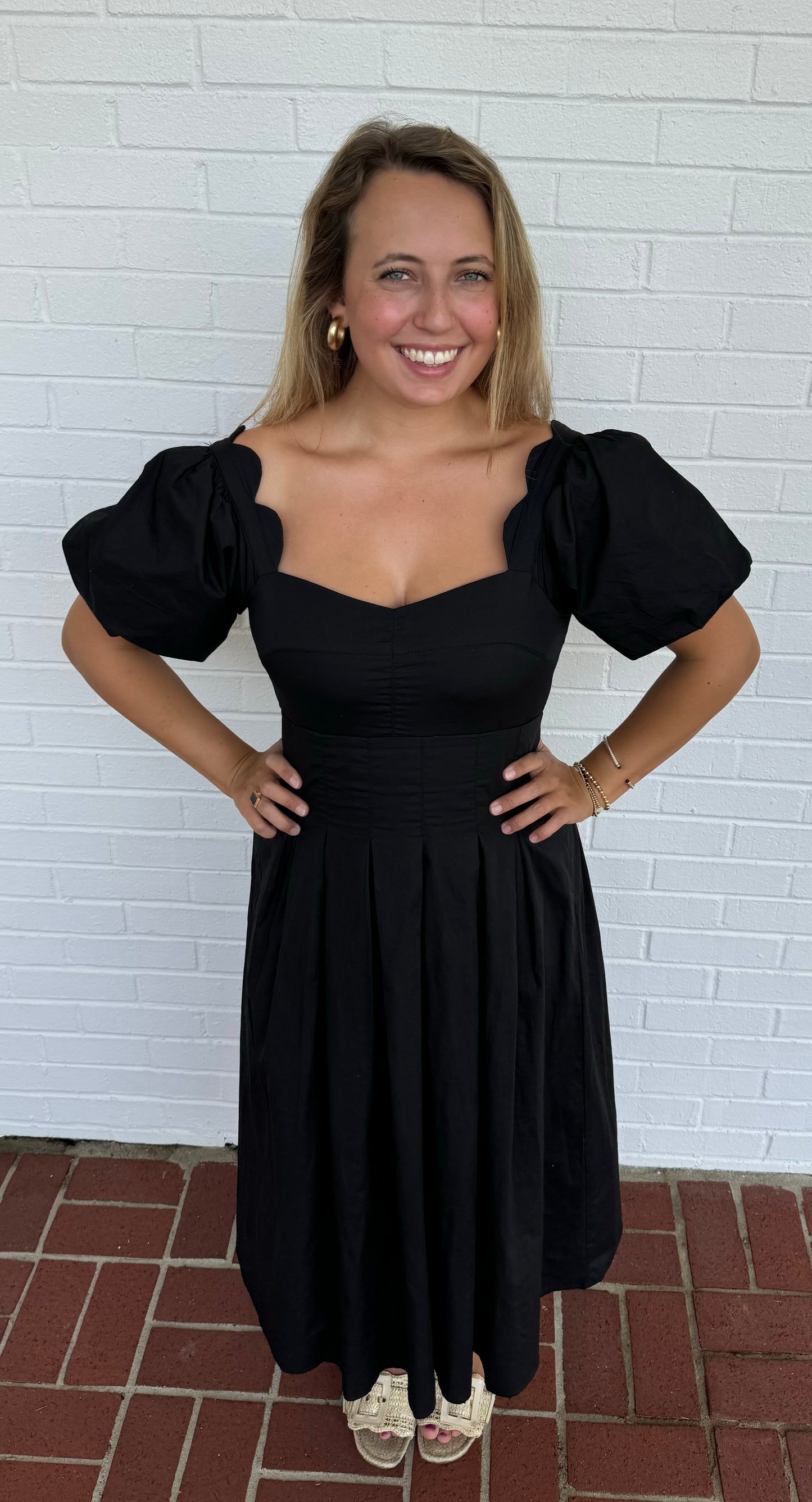 Black Scallop Puff Sleeve Dress