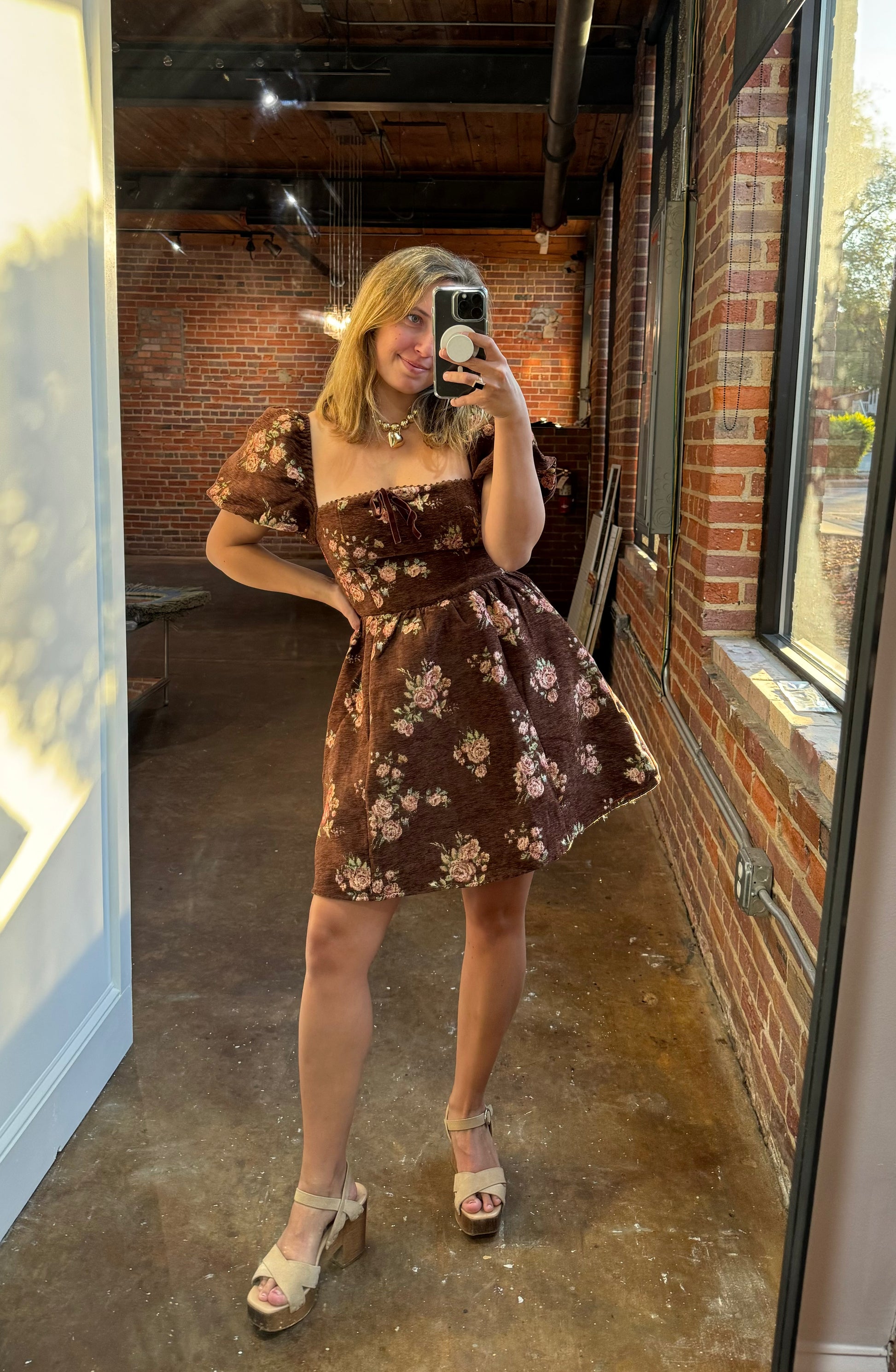 Brown Velvet Flower Dress Pretty in Culler Brown Velvet Flower Dress Pretty in Culler